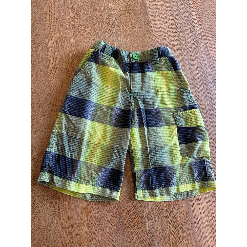Columbia Boys Shorts size XS‎